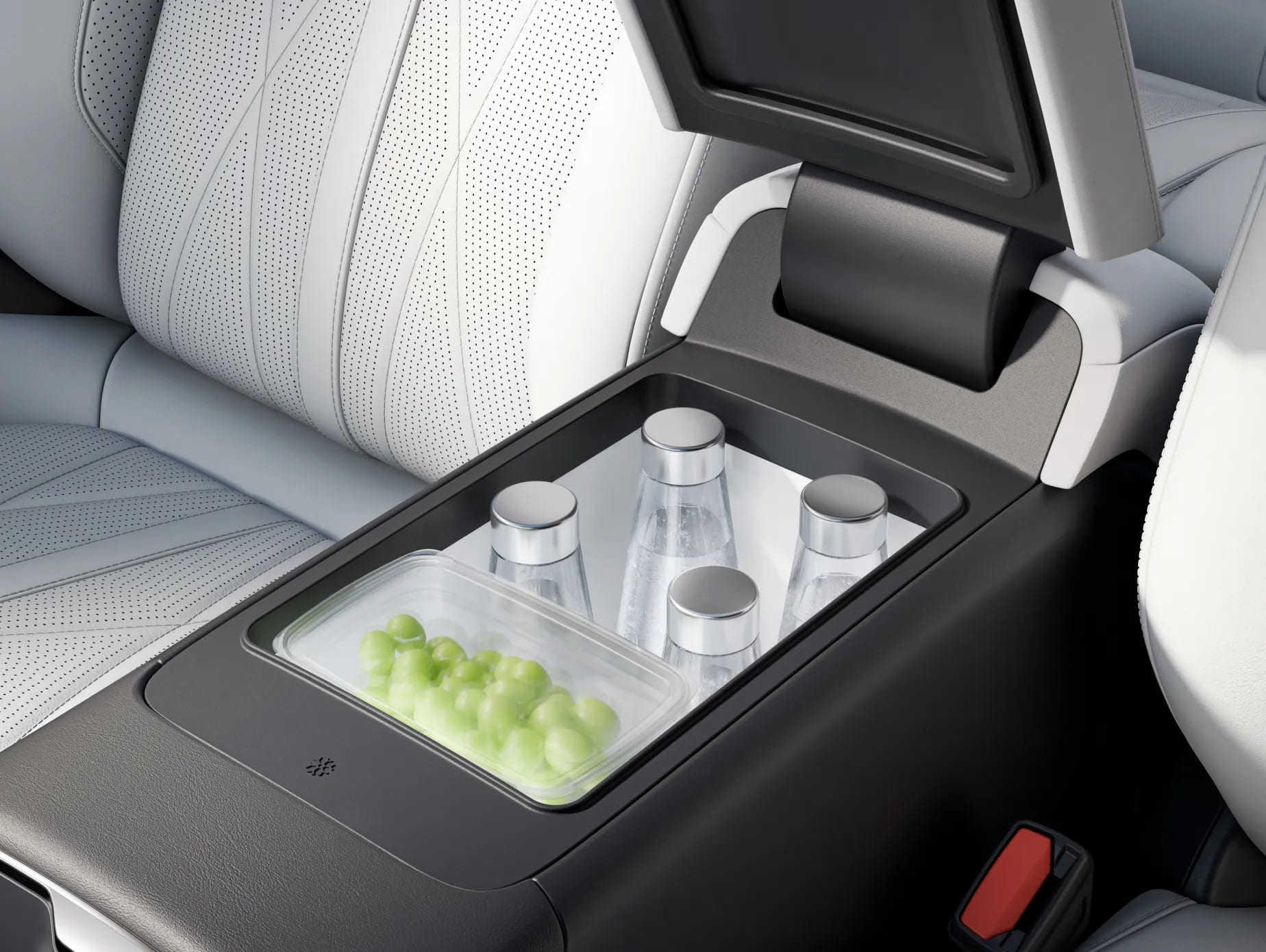 Холодильник с тройным контролем температуры